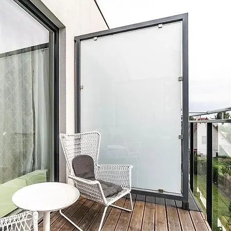 Aisa Near The Apartament *