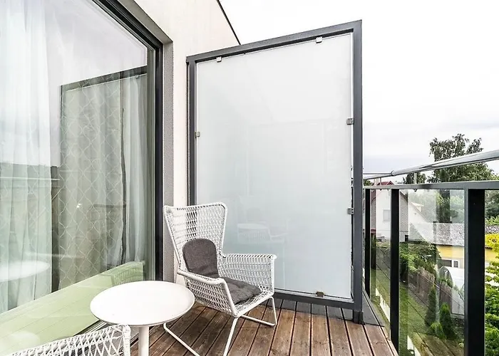 Aisa Near The Korter *